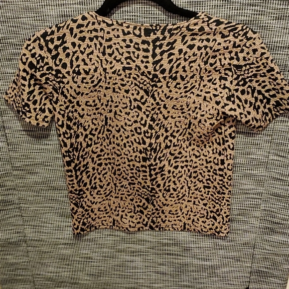 V.A.S Leopard Top S.    C - Picture 3 of 4